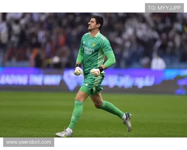 蒂博库尔图瓦从天才门将到皇家马德里铁血守护者的传奇之路